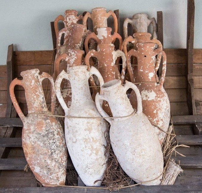 craft-and-cork-wine-amphorae